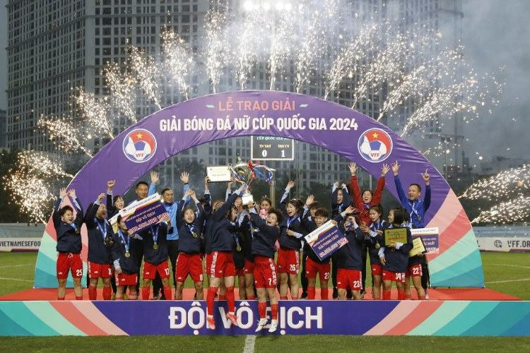 vô địch bóng đá cúp quốc gia